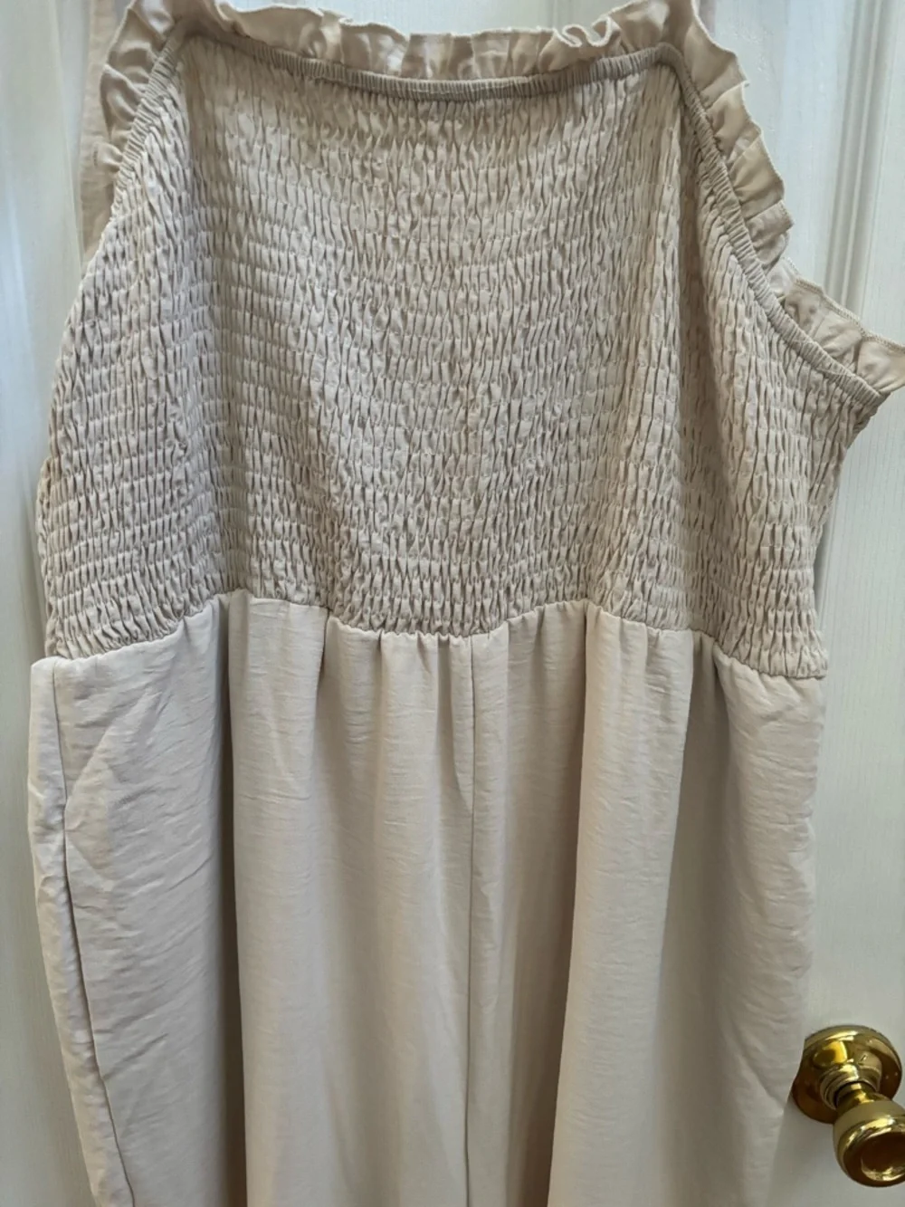 Woman’s Cream Tie-Shoulder Smocked Tiered Jumpsuit w/ Tie Straps, Size XL, NWOT - Picture 3 of 5